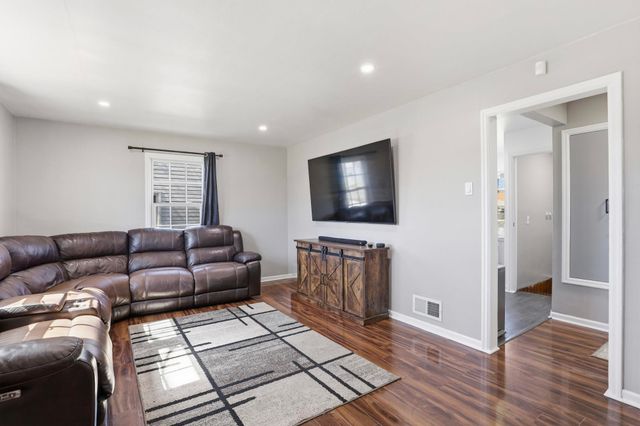 307 E Liberty Ave, Spokane, WA 99207