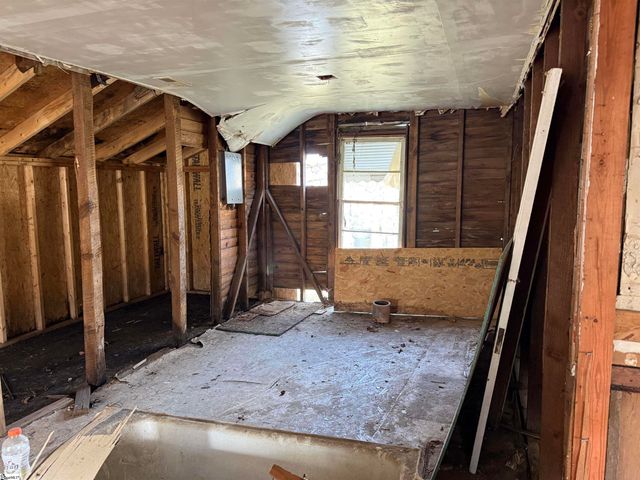 16 Ropp Street, Gray Court, SC 29645