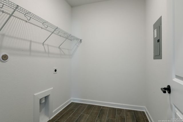 168 Heidi Hill, Castroville, TX 78253