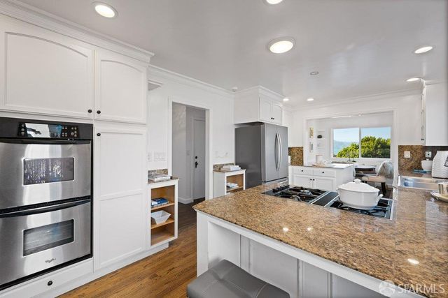 22 25th Avenue, San Francisco, CA 94121