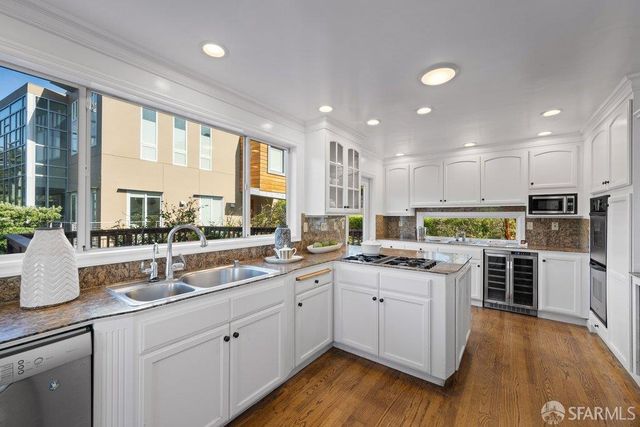 22 25th Avenue, San Francisco, CA 94121