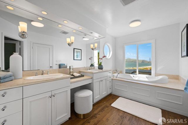 22 25th Avenue, San Francisco, CA 94121