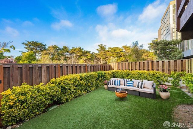 22 25th Avenue, San Francisco, CA 94121