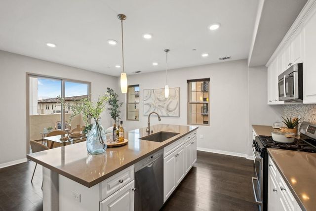 1071 Dewberry Place 102, San Jose, CA 95131