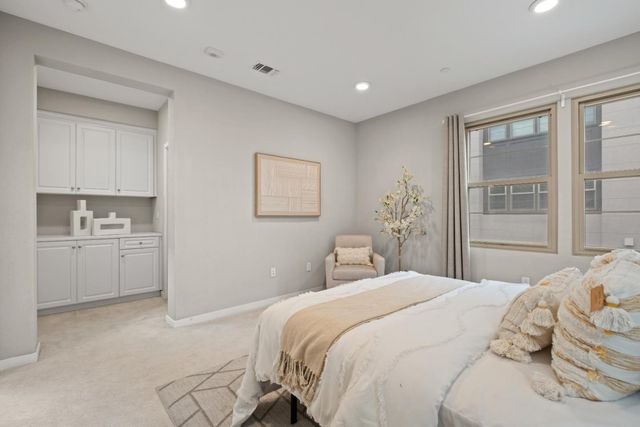 1071 Dewberry Place 102, San Jose, CA 95131