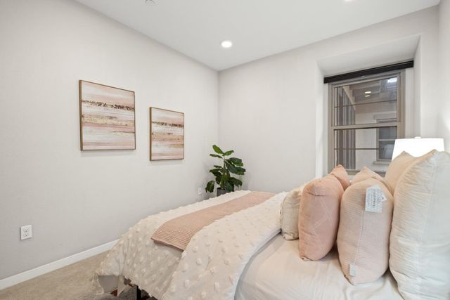 1071 Dewberry Place 102, San Jose, CA 95131