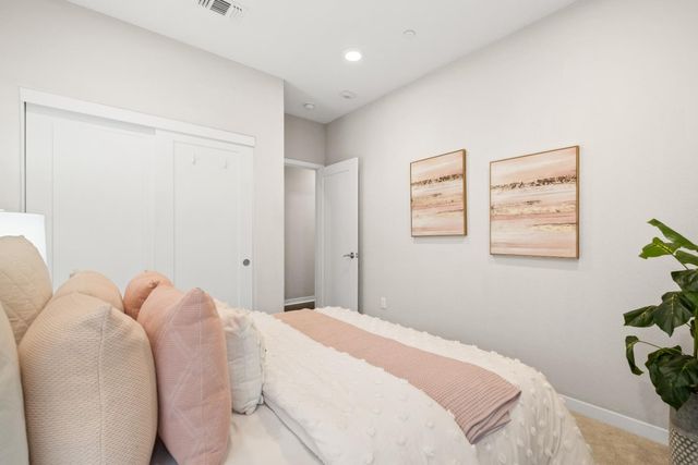 1071 Dewberry Place 102, San Jose, CA 95131
