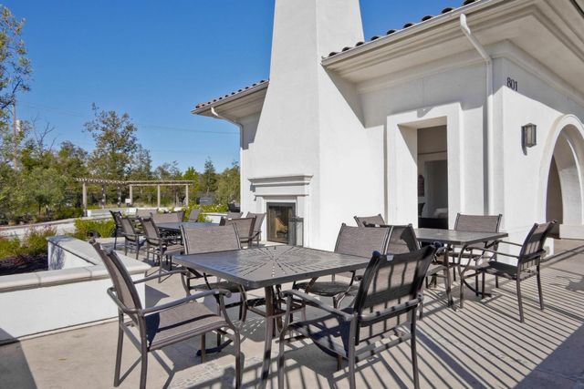 1071 Dewberry Place 102, San Jose, CA 95131