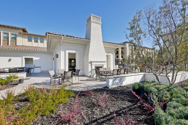 1071 Dewberry Place 102, San Jose, CA 95131