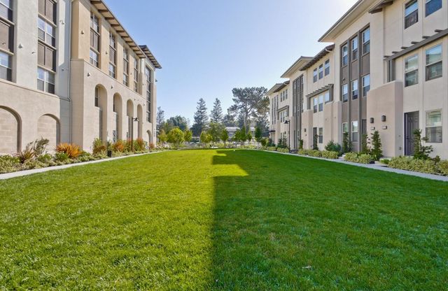 1071 Dewberry Place 102, San Jose, CA 95131