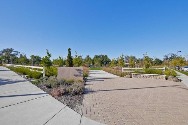1071 Dewberry Place 102, San Jose, CA 95131