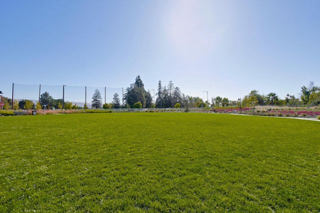 1071 Dewberry Place 102, San Jose, CA 95131
