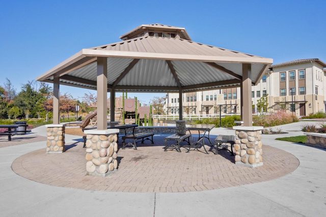 1071 Dewberry Place 102, San Jose, CA 95131
