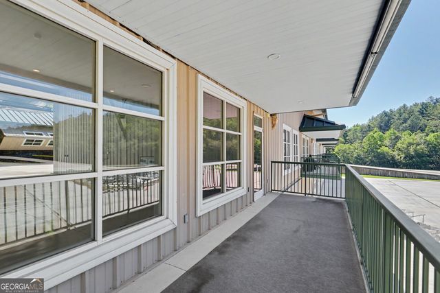 43 General Mitchell Drive M-10, Clayton, GA 30525