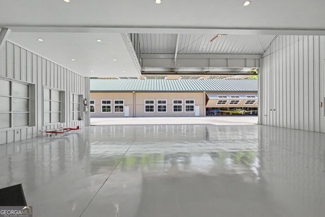 43 General Mitchell Drive M-10, Clayton, GA 30525