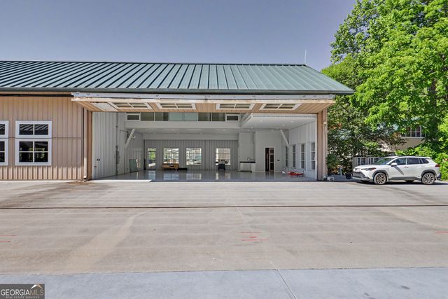 43 General Mitchell Drive M-10, Clayton, GA 30525
