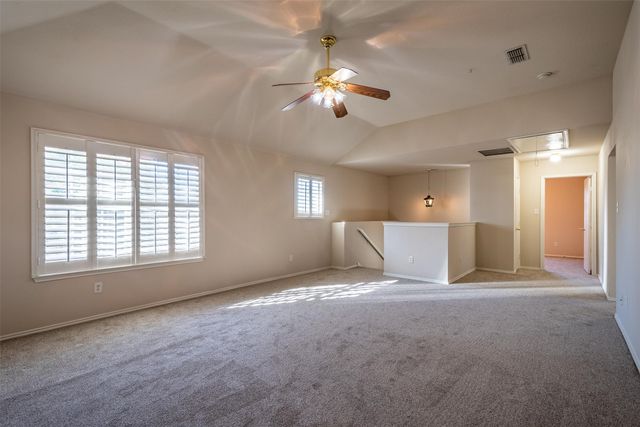 228 Memory Drive, Fort Worth, TX 76108