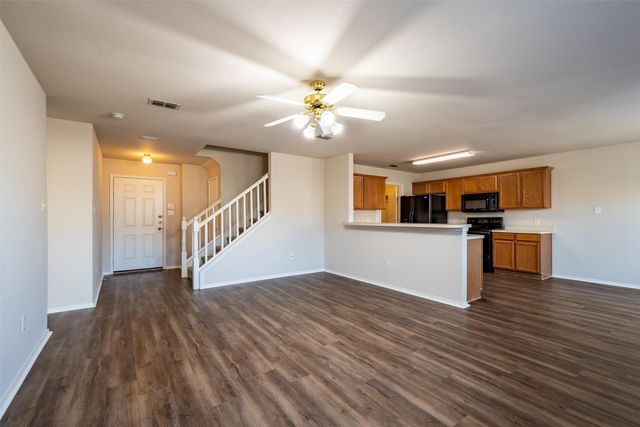 228 Memory Drive, Fort Worth, TX 76108