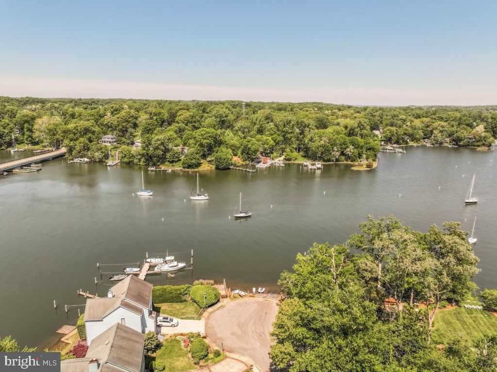 Image 29 of property listing at 605 MELVIN AVE, Annapolis, MD 21401