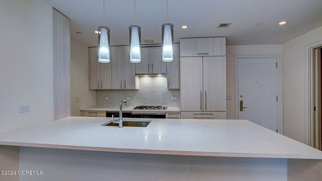 15 Morris Avenue 507, Long Branch, NJ 07740