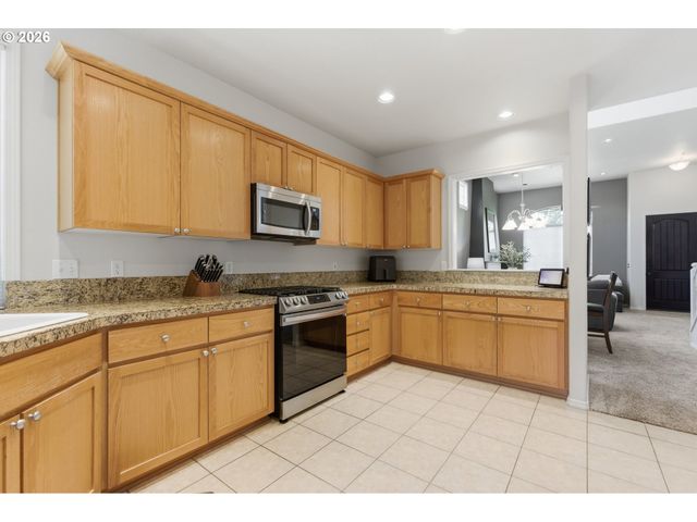 11132 Sw BARBER St, Wilsonville, OR 97070
