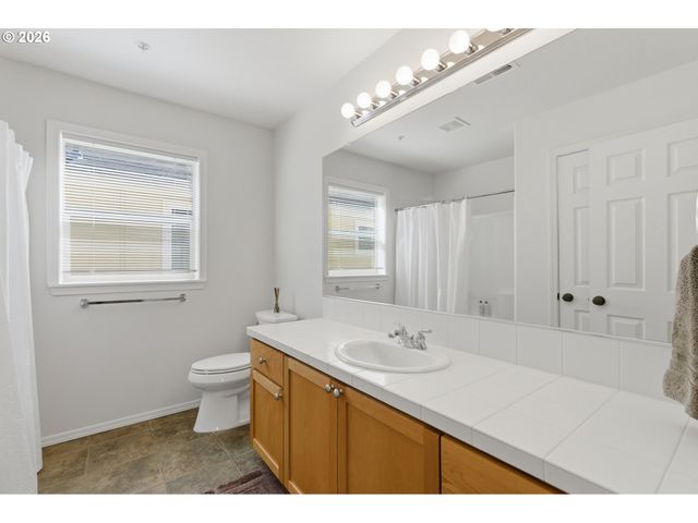 11132 Sw BARBER St, Wilsonville, OR 97070