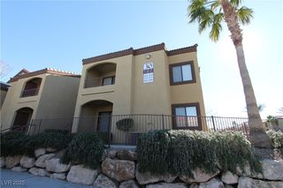950 Seven Hills Drive 3017, Henderson, NV 89052