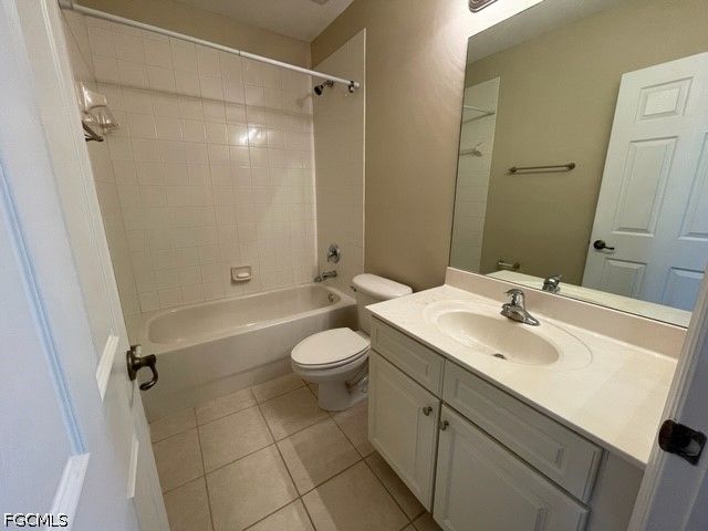 17563 Cherry Ridge LN, Fort Myers, FL 33967