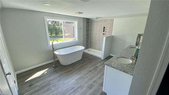 6754 S Quay RD, Suffolk, VA 23437
