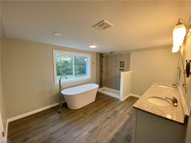 6754 S Quay RD, Suffolk, VA 23437
