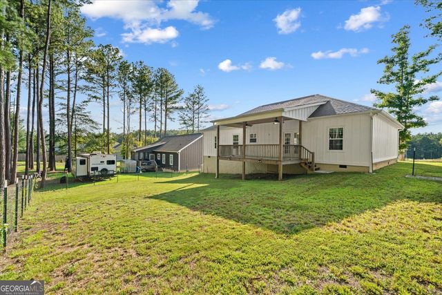 3182 Crow Road, Dalton, GA 30721