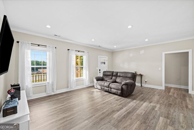 3182 Crow Road, Dalton, GA 30721