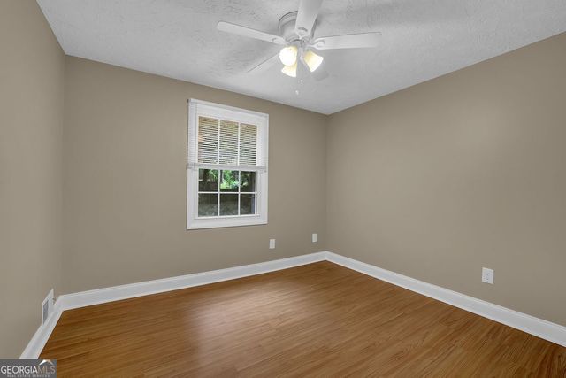 9665 N Pond Circle, Roswell, GA 30076