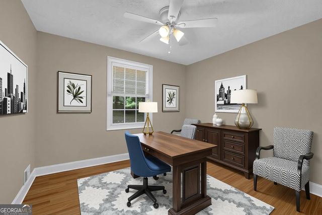 9665 N Pond Circle, Roswell, GA 30076