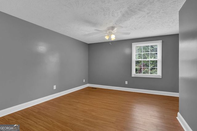 9665 N Pond Circle, Roswell, GA 30076
