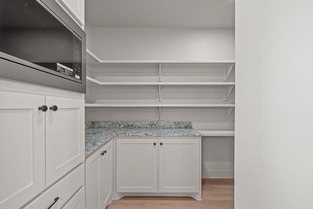 5513 County Road 6100, Lubbock, TX 79415