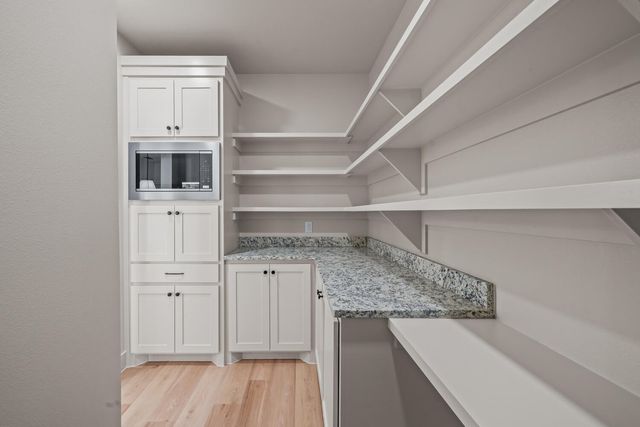 5513 County Road 6100, Lubbock, TX 79415