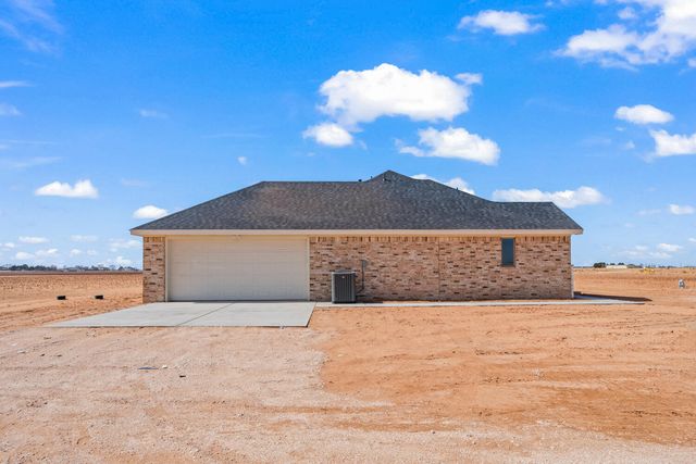 5513 County Road 6100, Lubbock, TX 79415