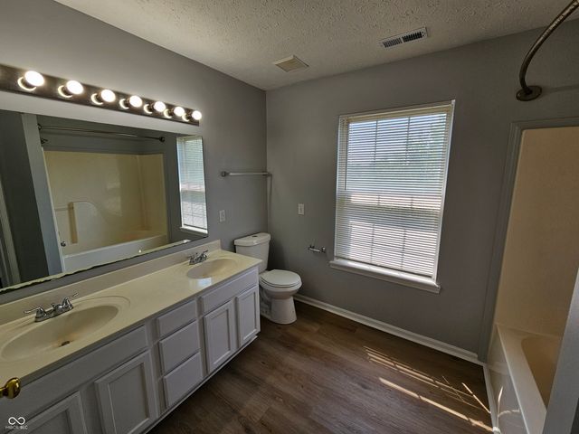 5627 Pillory Way, Indianapolis, IN 46254