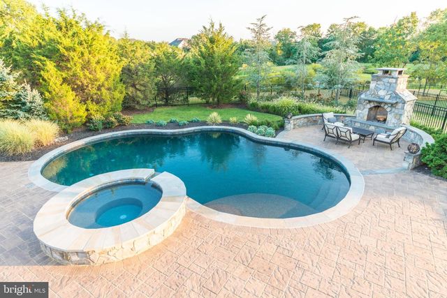 25604 TWELVE CEDARS CT, Chantilly, VA 20152