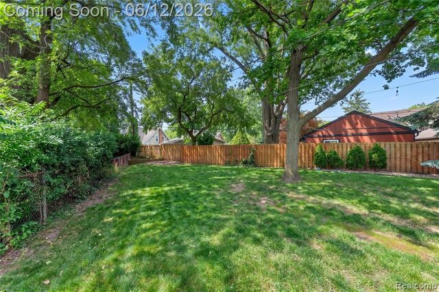 407 Waverley Avenue, Royal Oak, MI 48067