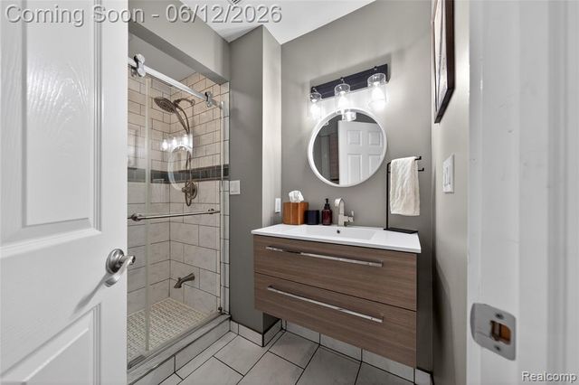 407 Waverley Avenue, Royal Oak, MI 48067
