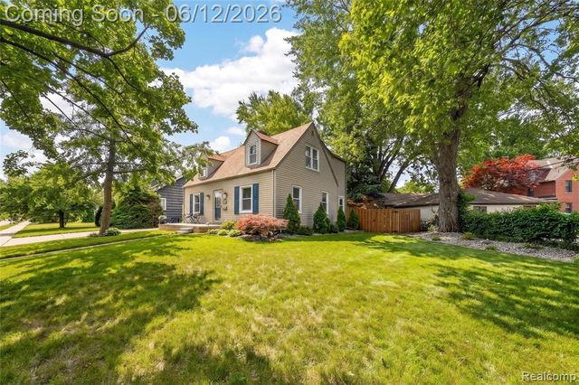 407 Waverley Avenue, Royal Oak, MI 48067