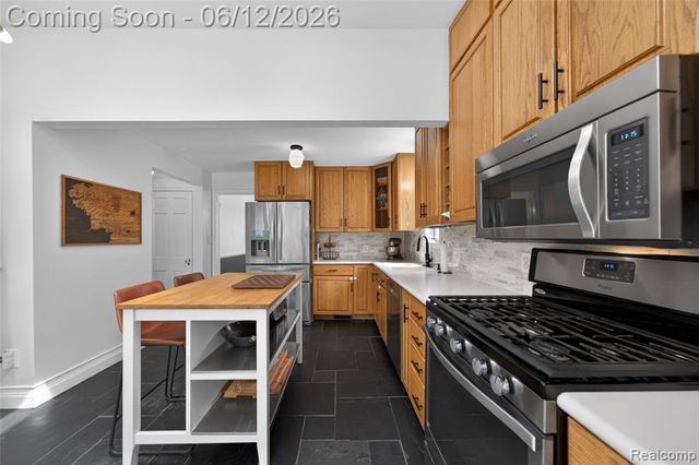 407 Waverley Avenue, Royal Oak, MI 48067