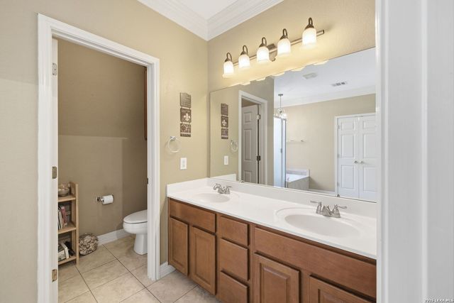 8510 Grapevine Pass, San Antonio, TX 78255