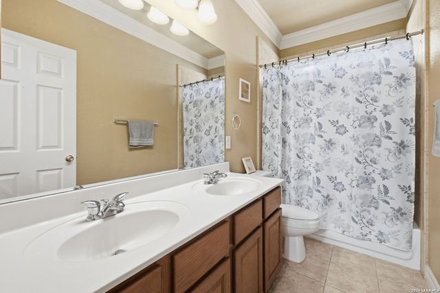 8510 Grapevine Pass, San Antonio, TX 78255