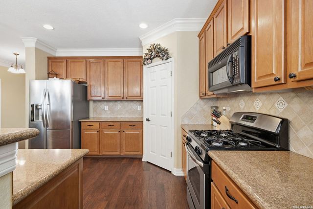 8510 Grapevine Pass, San Antonio, TX 78255