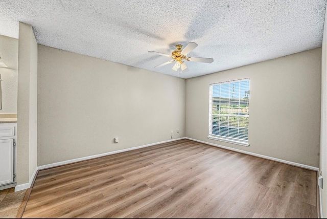 3770 Lovers Wood Lane 807, Houston, TX 77014