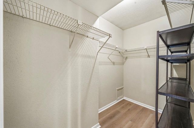 3770 Lovers Wood Lane 807, Houston, TX 77014