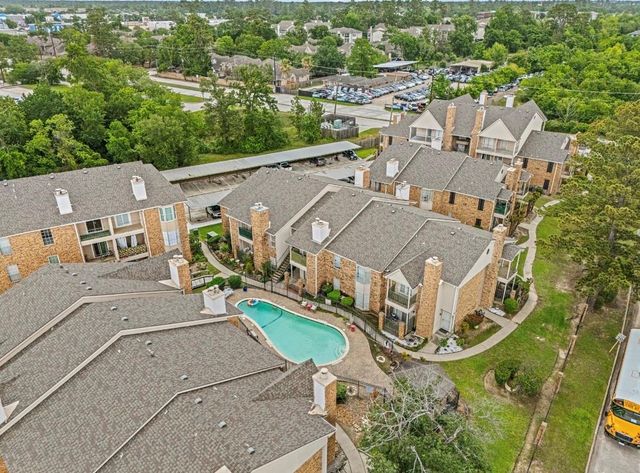 3770 Lovers Wood Lane 807, Houston, TX 77014